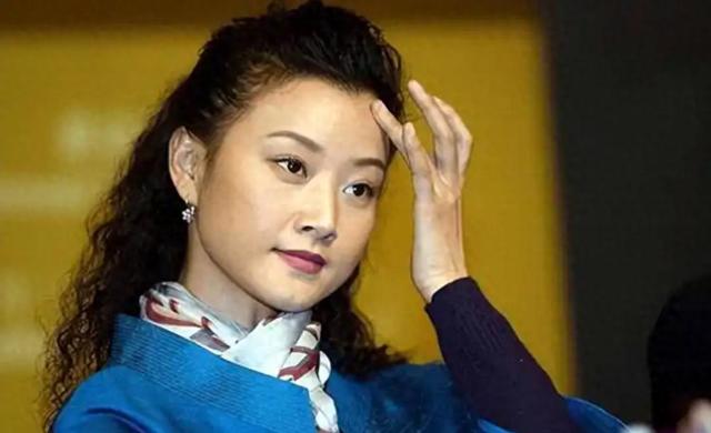 歌聲如直穿天際陽(yáng)光，她是中國(guó)民族聲樂(lè)代表人物