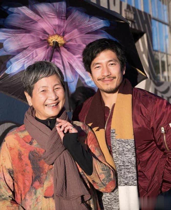 鄭佩佩兒子回應捐款遇冷：嬌妻病危，母錢不足房已賣