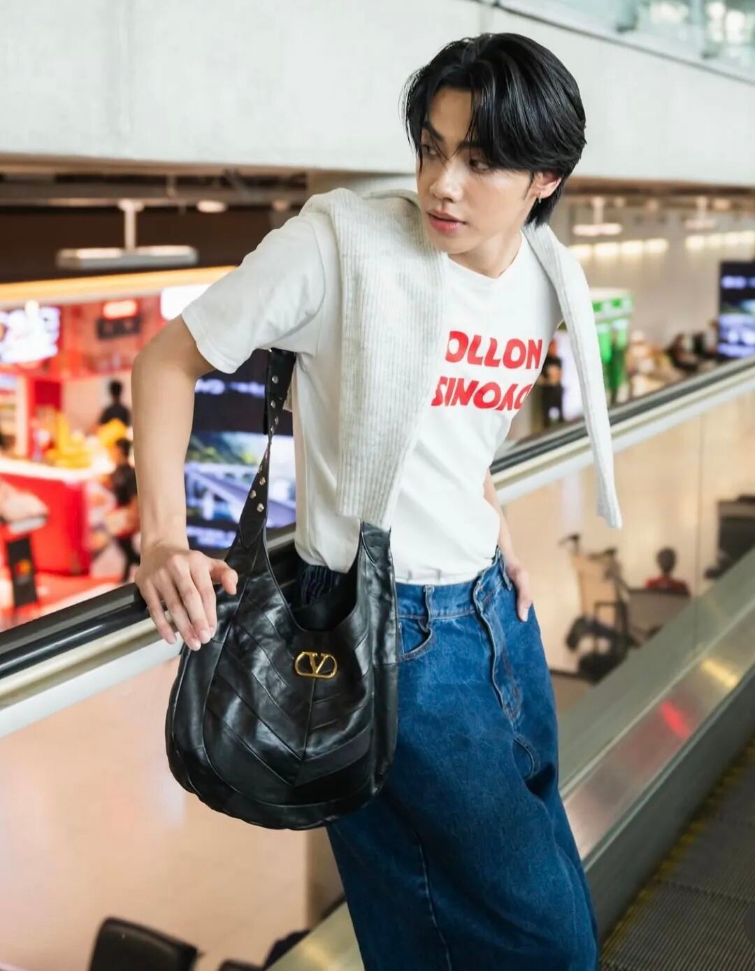 泰國(guó)歌手Peemwasu穿搭，堪稱隱藏的時(shí)尚教科書！