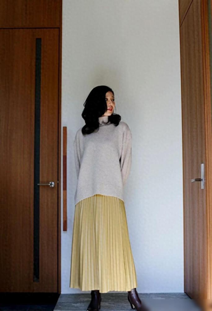 女人不怕打扮顯老，怕沒內(nèi)涵！秋冬50+女人這么穿