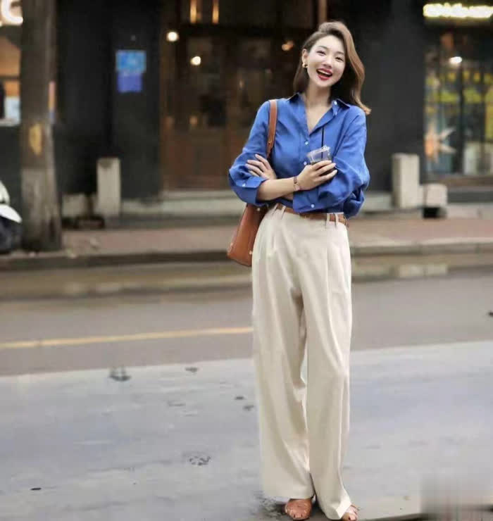 深秋別亂穿！當(dāng)下流行“襯衫+長(zhǎng)褲”，簡(jiǎn)約干練