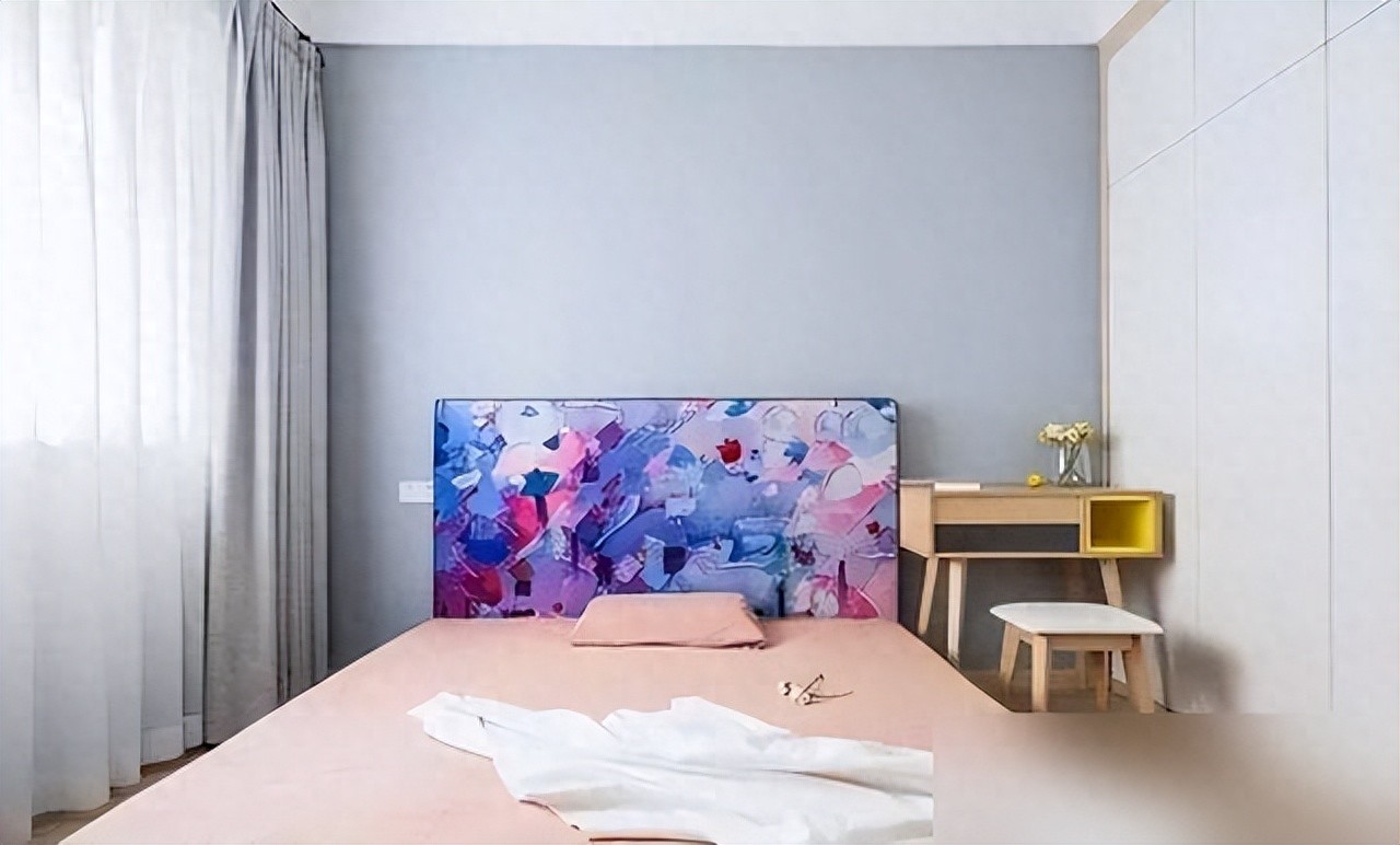 厉害！115㎡新房直接刷漆不吊顶，简约干净引邻居取经